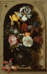 Iris, roses, muguet et autres fleurs dans un vase en verre dans une niche, 1621