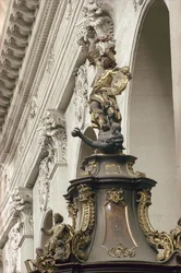 Chaire, aussi appelée Chaire de Vérité, détail : Saint Michel et le dragon, 1749