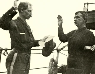 Lieutenant Lewis réenrôlant Thomas Dixon, guerre hispano-américaine, 19 juin 1898, 1899