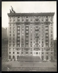 Hôtel Woodstock au 127 West 43rd Street, New York, 1911 ou 1912