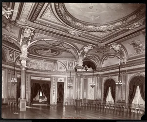 La salle de bal de l