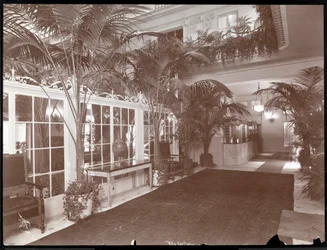 Le Hall et le Bureau d