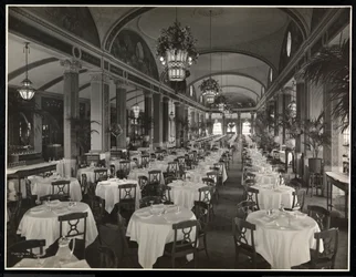 Le restaurant sur le toit de l