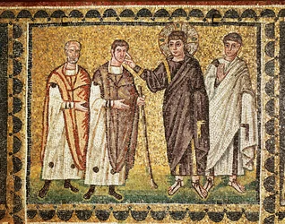 Jésus guérit deux aveugles, un apôtre derrière lui, VIe siècle (mosaïque)