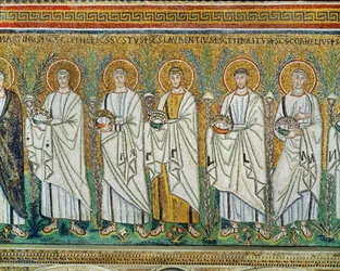 Procession des martyrs Saint Clément, Sixte, Laurent, Hippolyte, Corneille, tous portant des couronnes -symbole des martyrs, VIe siècle (mosaïque)