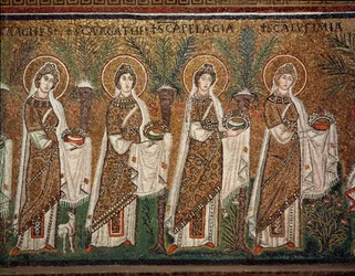 Procession des vierges (détail de mosaïques, VIe siècle)