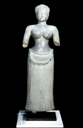 Divinité féminine de Phnom Bakheng, Cambodge