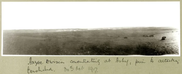 Division ANZAC se concentrant à Asluj avant d