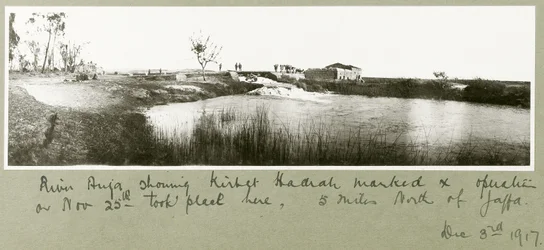 Rivière Auja, montrant Khirbet Hadrah, 3 décembre 1917