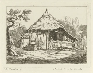 Grange avec porte supérieure ouverte
