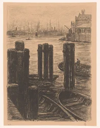 Pieux dans le port de Hambourg