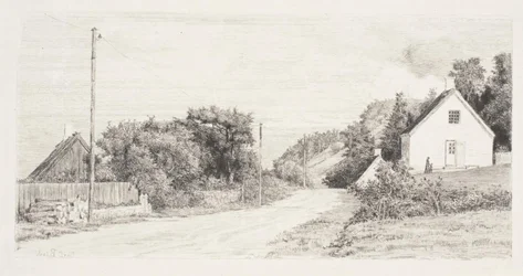 La route entre les maisons