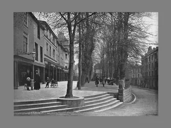 The Pantiles, Tunbridge Wells vers 1900