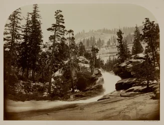 Cascade, chutes de Nevada, Yosemite, Californie