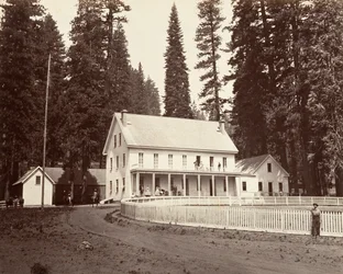 Hôtel Mammoth Grove, vers 1872, imprimé vers 1876
