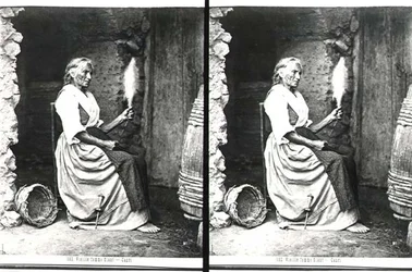 Vieille femme filant, Capri, c.1865