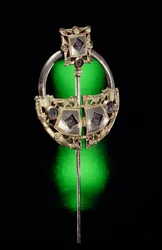 Broche annulaire, Trésor d