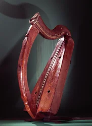 Harpe (bois avec laiton et argent)