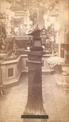 Colonne égyptienne, Mitchell, Vance & Co., Bâtiment principal, Exposition du centenaire de Philadelphie