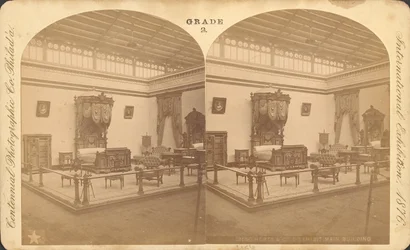 Exposition de meubles de Herts & Co. - Bâtiment principal (photo n/b)