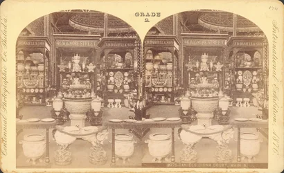 Vue de la cour chinoise, bâtiment principal, Exposition du Centenaire, Philadelphie