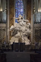 Vue intérieure de la cathédrale de Chartres, le maître-autel - L