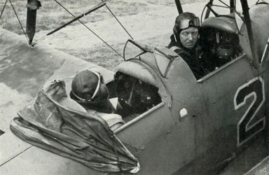 Pilote de la RAF apprenant à voler pendant la Seconde Guerre mondiale, 1941