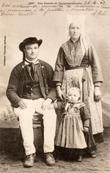 Famille de Plougastel Daoulas, Bretagne, France