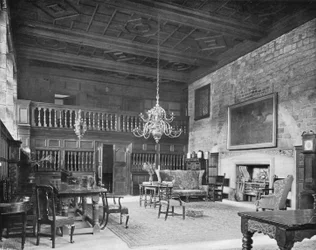 Le hall et la galerie