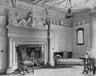 Le salon blanc