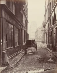 Rue Estienne, de la rue Boucher