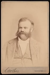 Portrait de John Wesley Powell 1834-1902, vers 1872