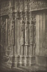 Cathédrale de Chartres. Porte droite du portail royal, côté ouest, XIIe siècle