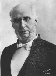 Émile Ollivier, vers 1893