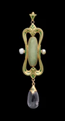 Pendentif (or, émail, gemme verte translucide et perle)