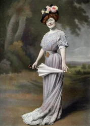 Comédienne française Amélie Dieterle en Blanche dans la pièce "La ponette", Paris, photo de Chéri Rousseau du journal "Le Théâtre" août 1er