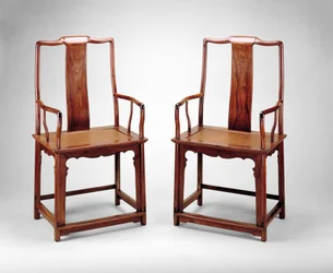 Fauteuils avec dossiers continus, vers 1600
