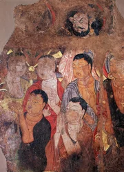 Bouddhisme : Groupe de moines et de Bodhisattvas (ou bodhisatta) Fragment de fresque du 8ème siècle provenant du monastère chinois de Shiksha