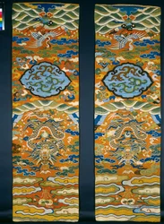 Panneaux de chaise en tapisserie Kesi (k’o-ssu)