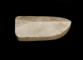 Amulette de langue en forme de cigale