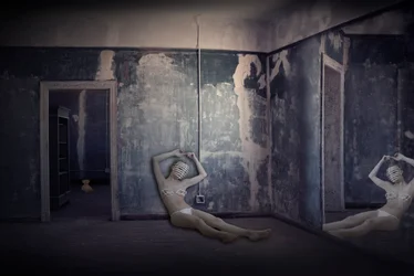 Réflexion sur une pièce mystérieuse