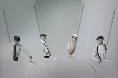 Communication par avion en papier