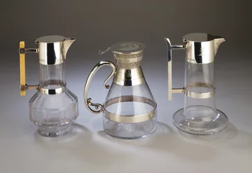 Carafe à vin montée en argent, 1882