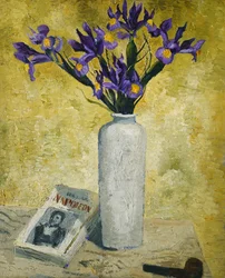 Iris dans un grand vase