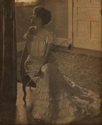 La plume de paon, vers 1902.