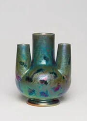 Vase, vers 1900