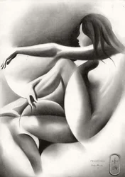 Femme sensuelle allongée