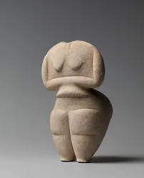 Figure féminine néolithique finale, 4500-4000 av. J.-C. (marbre)