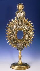 Ostensoir baroque en argent avec pierres précieuses incrustées et dorure