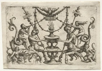 Ornement avec sirène et triton